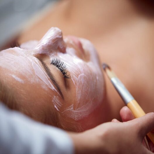 Healthy, radiant skin isn’t just about appearance it’s about how your skin feels, functions, and evolves over time. In the pursuit of a luminous glow, Omorovicza offers a skincare philosophy rooted in both heritage and innovation, transforming dull, tired skin into something visibly vibrant and deeply nourished.